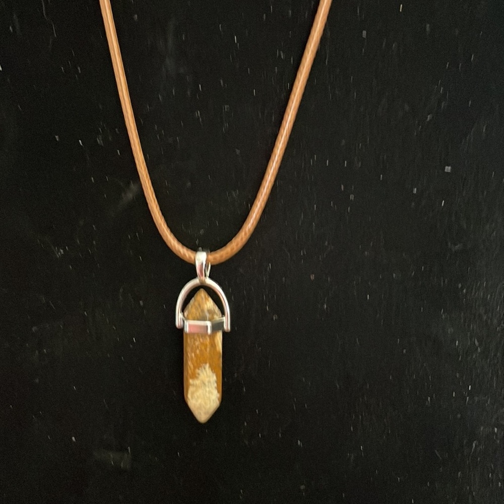 😀 NECKLACE MENS 16” NWOT Hand Crafted Myself June 2022 Sandstone Pendant